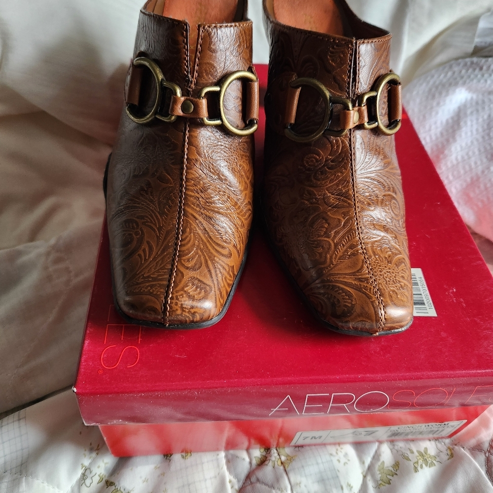 Aerosoles Women's mules